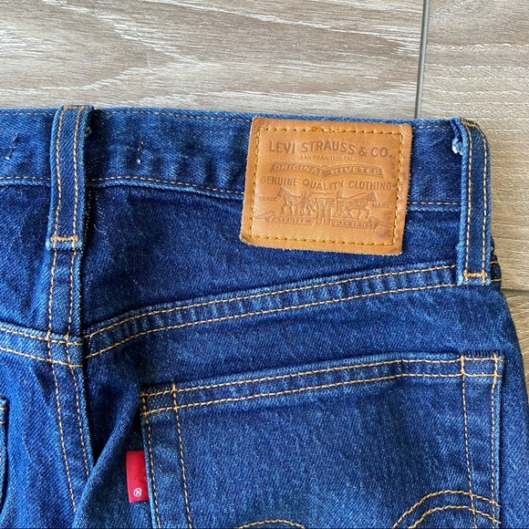 Levi’s Wedgie Icon Authentic Favorite High Rise Jeans - Picture 11 of 14
